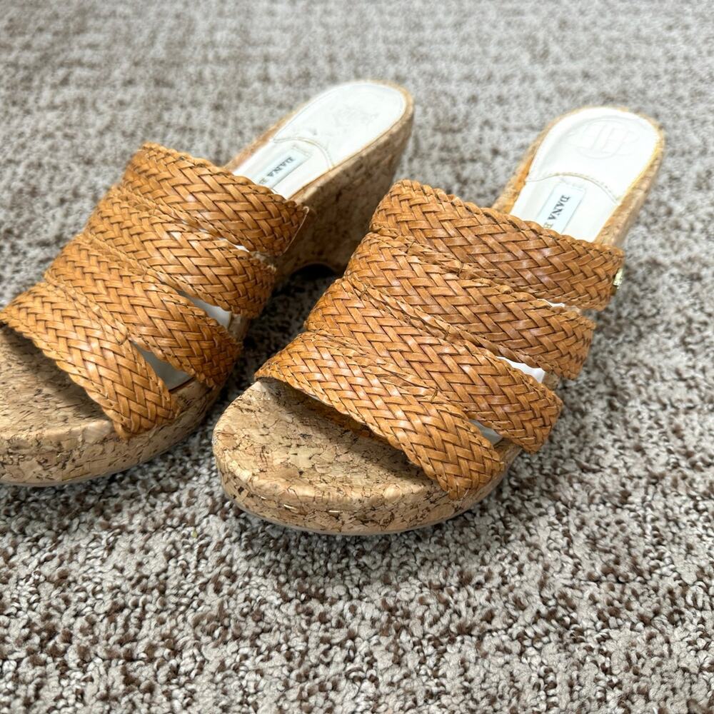 Dana Buchman VGUC Braided Brown Faux Leather Cork Look Wedge Sandals size 7.5